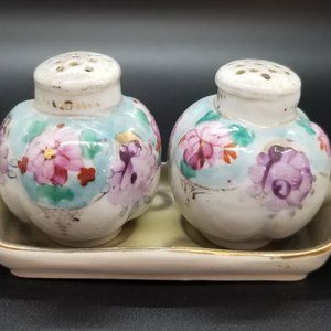 Vintage Hand painted Moriyama Mori-machi Ceramic Salt & Pepper Shakers with Tray